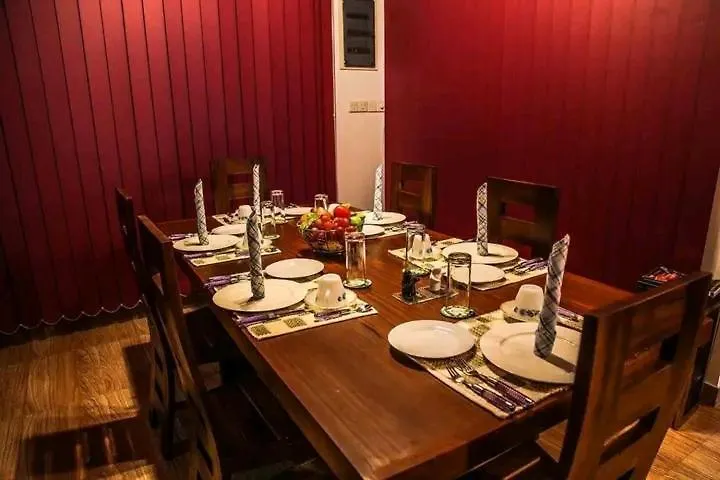 The Tenthola Kandy Gasthof