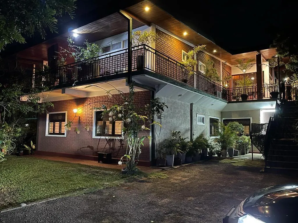 The Tenthola Kandy