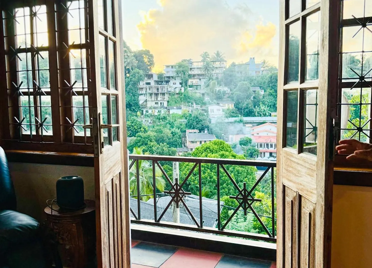 The Tenthola Kandy