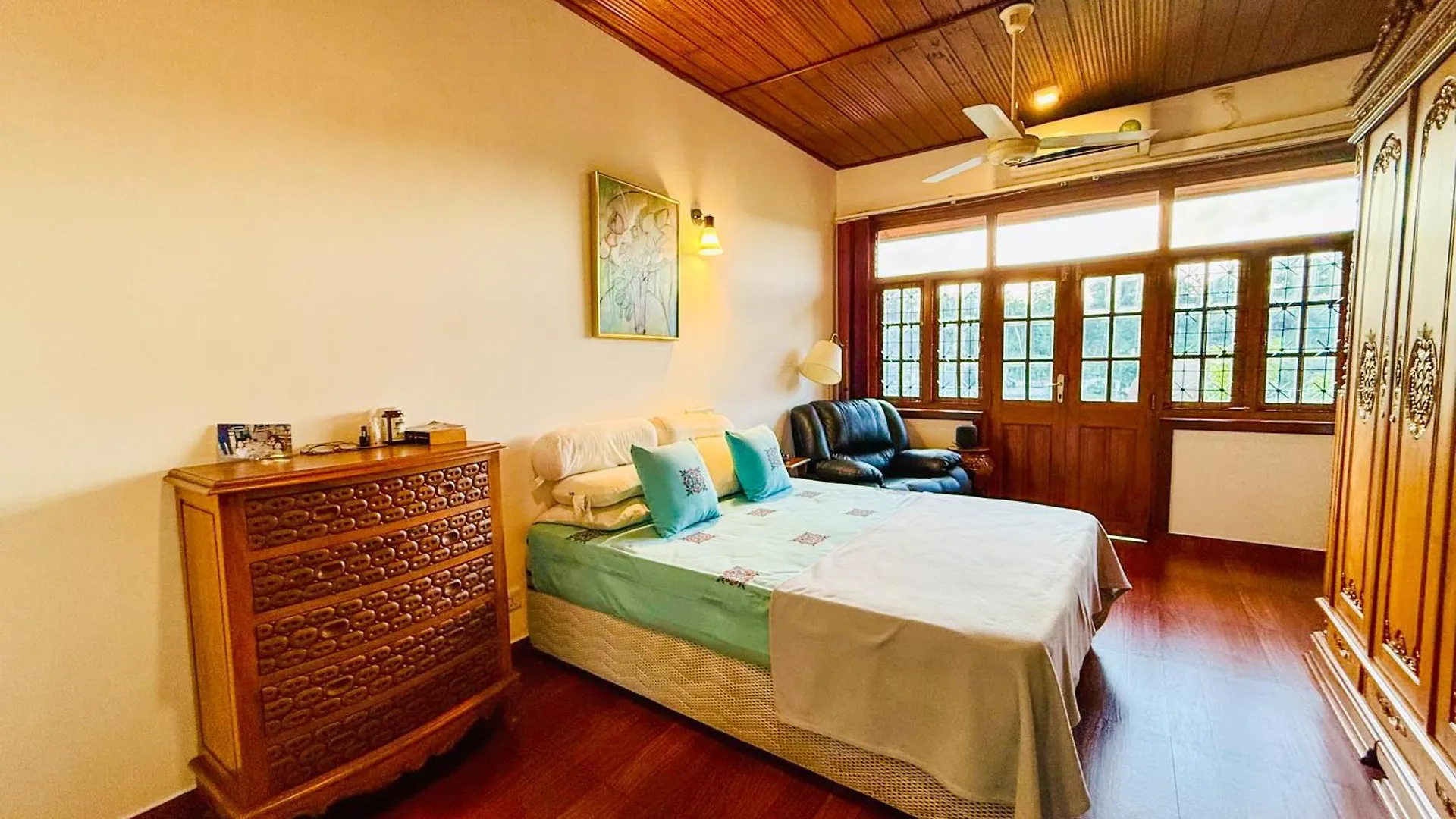 The Tenthola Kandy