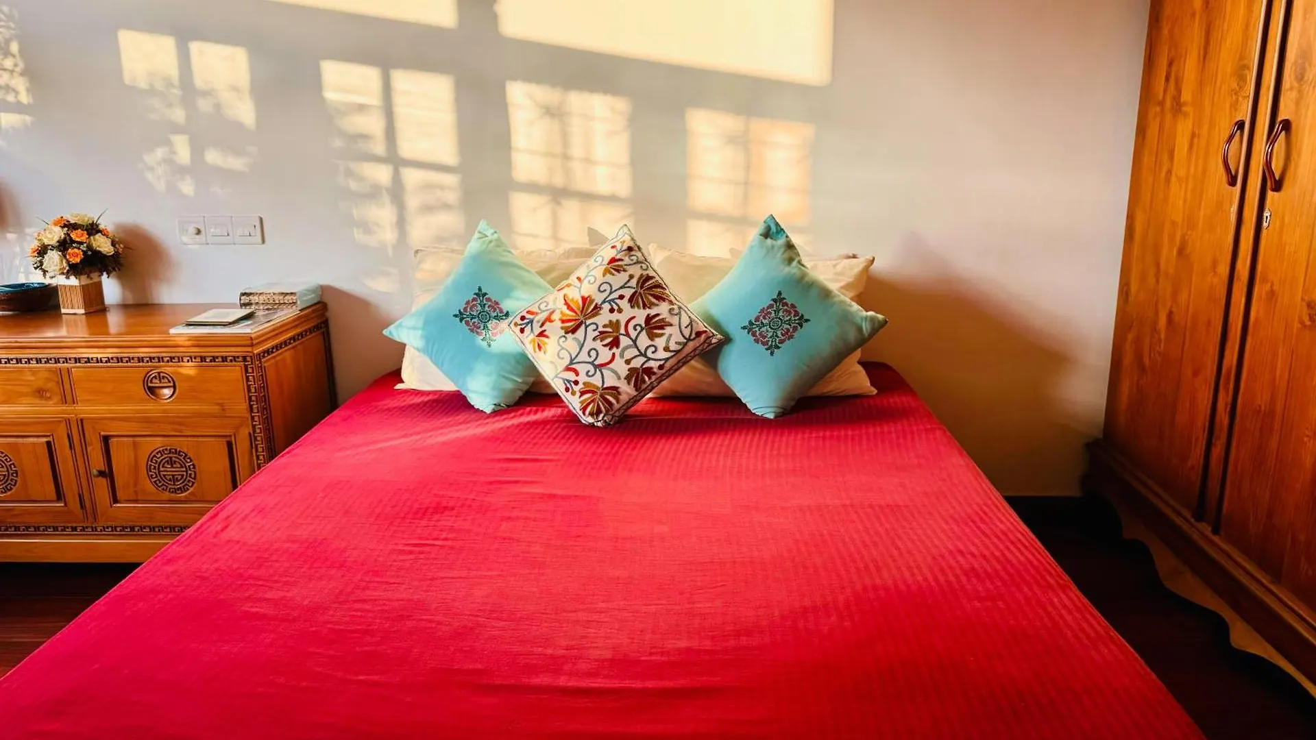 The Tenthola Kandy Gasthof