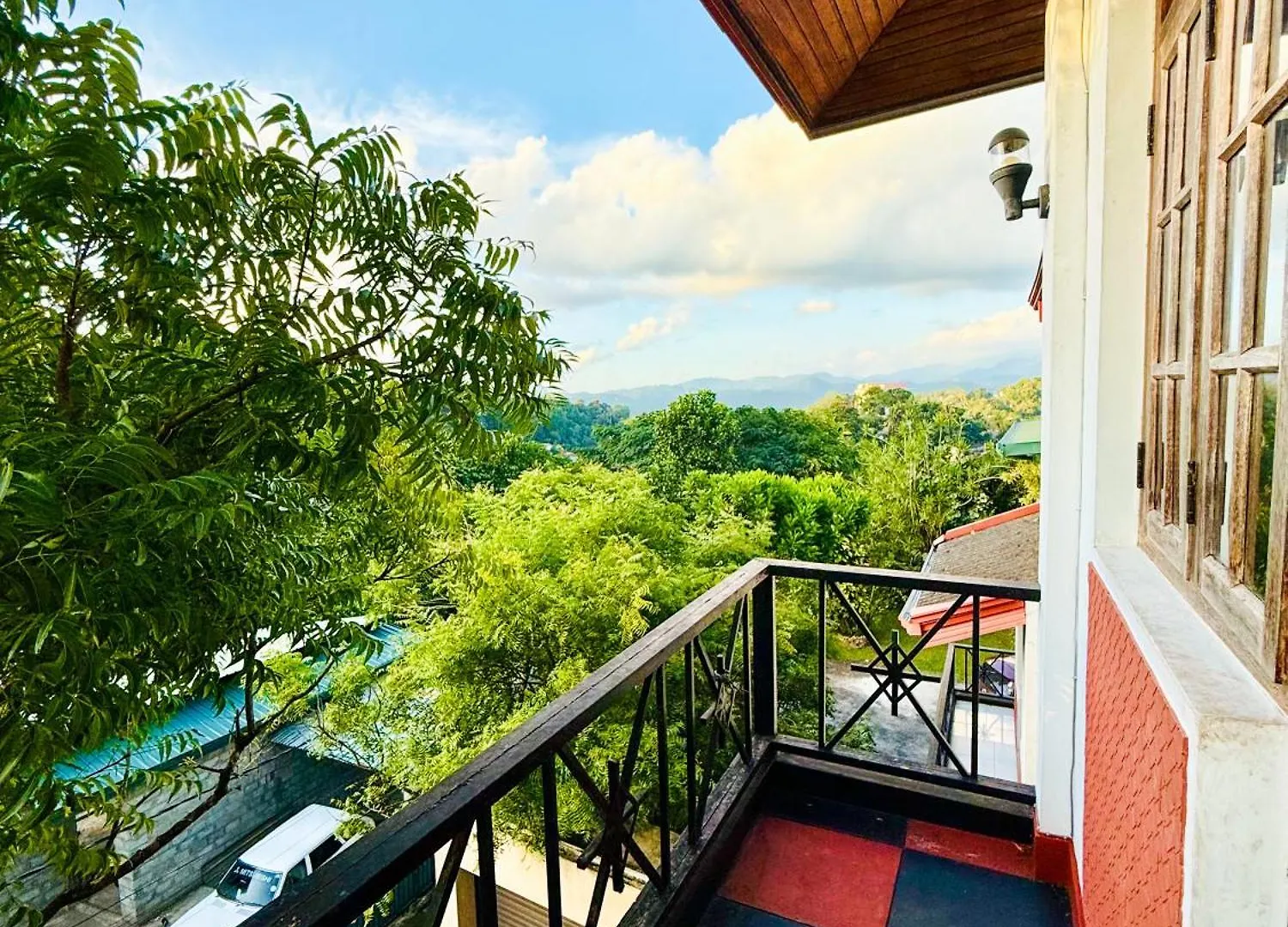 The Tenthola Kandy Gasthof
